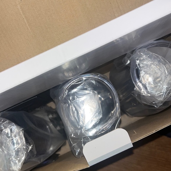 π«§ππ«§β’ Bed Bath & Beyond x Trio Dispenser β’ππ«§π - Picture 4 of 10